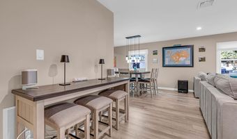 103 Idlewild Ln, Aberdeen, NJ 07747