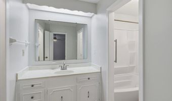 67 Summit Ridge Dr, Brandon, MS 39042