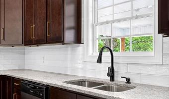 234 Cedar Ln, Allons, TN 38541