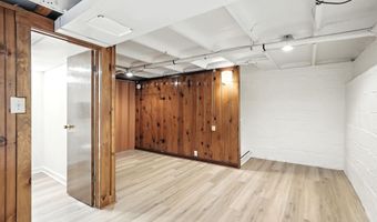 828 S HIGHLAND St, Arlington, VA 22204