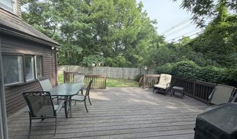 32 River Rd, Andover, MA 01810