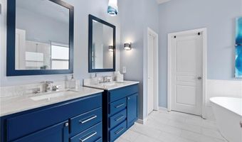 648 York View Dr, Auburn, GA 30011