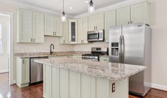 908 LONGFELLOW St NW, Washington, DC 20011