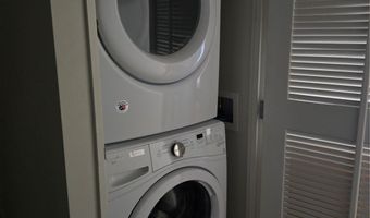 1288 Kapiolani Blvd I3304, Honolulu, HI 96814