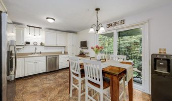 121 Twin Brook Ln 121, Bellingham, MA 02019