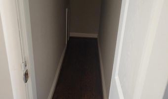 2250 N QUANTICO St, Arlington, VA 22205