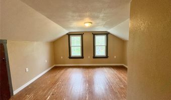 9621 Main St, Altenburg, MO 63732
