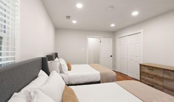 7324 AUBURN St, Annandale, VA 22003