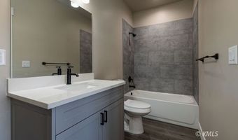 1140 S Independence Way, Big Water, UT 84741