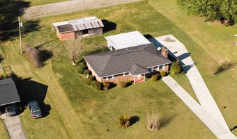 617 NORTHWOOD Dr, Baxley, GA 31513