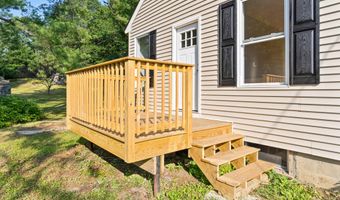 1 Blackstrap Rd, Falmouth, ME 04105