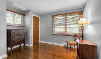 279 Getzville Rd, Amherst, NY 14226
