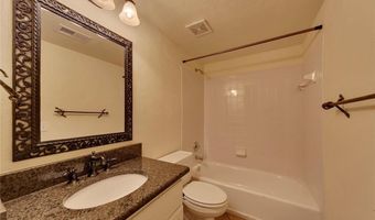 5035 Towne Lake Hls N, Woodstock, GA 30189