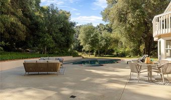 37202 Limekiln Dr, Yucaipa, CA 92399
