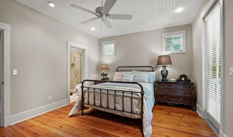 17 Hayek St, Beaufort, SC 29907