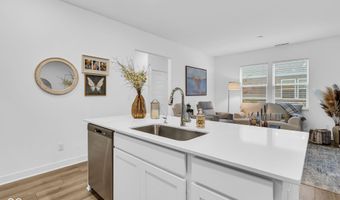 7215 Governors Row, Avon, IN 46123
