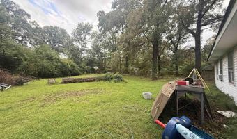 105 OAKDALE Ave, Bastrop, LA 71220