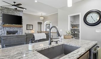 32302 S State Route W Hwy, Archie, MO 64725