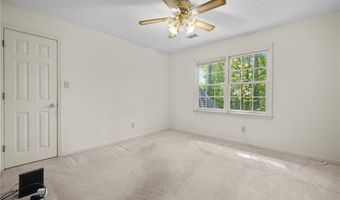 2501 Pine Cove Dr, Tucker, GA 30084