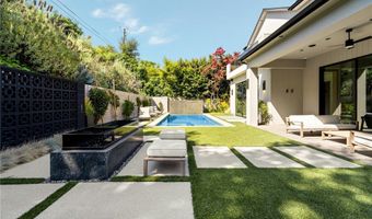 4050 Contera Rd, Encino, CA 91436