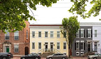 111 PATRICK St N #1, Alexandria, VA 22314