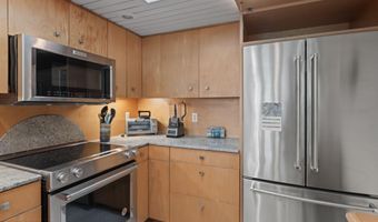 2337 SEMINOLE Rd B, Atlantic Beach, FL 32233