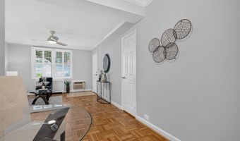 226 N THOMAS St N 226-3, Arlington, VA 22203
