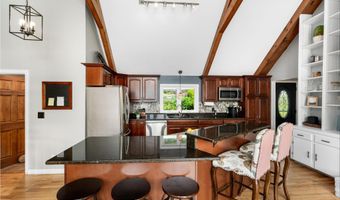 20 Bennett Cir, Antrim, NH 03440