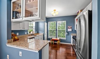 110 WATKINS POND Blvd 1-202, Rockville, MD 20850