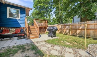 825 Valley Dr, Amherst, OH 44001