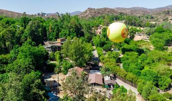 3913 Summer Way, Escondido, CA 92025