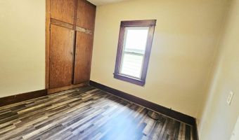 425 E 21st St, Baxter Springs, KS 66713