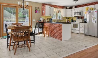 413 Hill Farm Rd, Coventry, RI 02816