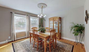 20 Driftway Rd, Danbury, CT 06811
