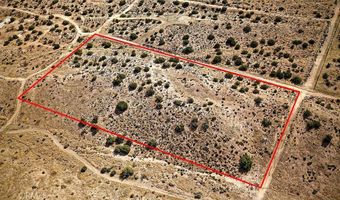 25200 Mountain View Rd, Apple Valley, CA 92308