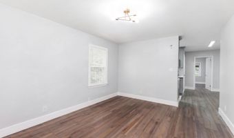 32 KELLY Pkwy, Bayonne, NJ 07002