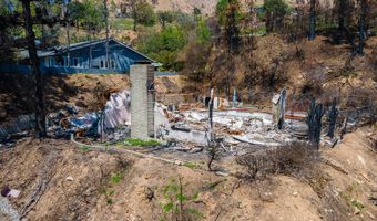 3354 Rubio Crest Dr, Altadena, CA 91001