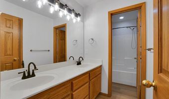 3405 Wendy Ln, Altus, OK 73521