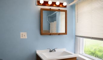 420 N Massachusetts Ave, Atlantic City, NJ 08401