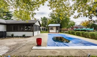 8740 Royal Meadow Dr, Indianapolis, IN 46217