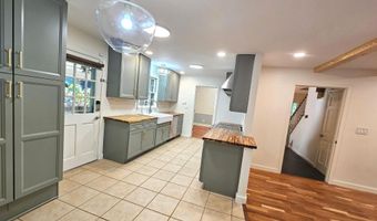 615 Kings Rd, Athens, GA 30606