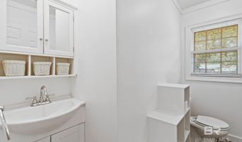 301 E Craig St, Atmore, AL 36502