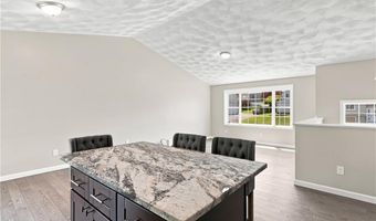 17 Ostend St, Johnston, RI 02919