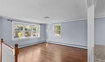 66 Mawney St, East Greenwich, RI 02818