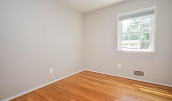 4805 WILLET Dr, Annandale, VA 22003