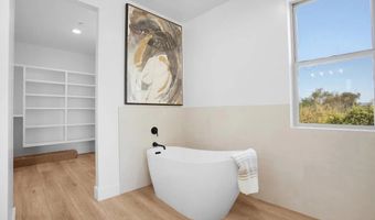 588 Twin Country Ln, Fallbrook, CA 92028