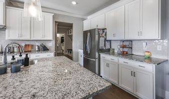 3331 Grassy Fields Ln, Apison, TN 37302