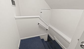 227 W GRAISBURY Ave, Audubon, NJ 08106