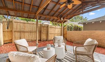 732 EDGEWATER Dr, Orlando, FL 32804