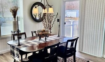 16 Valiant Dr, Coventry, RI 02816